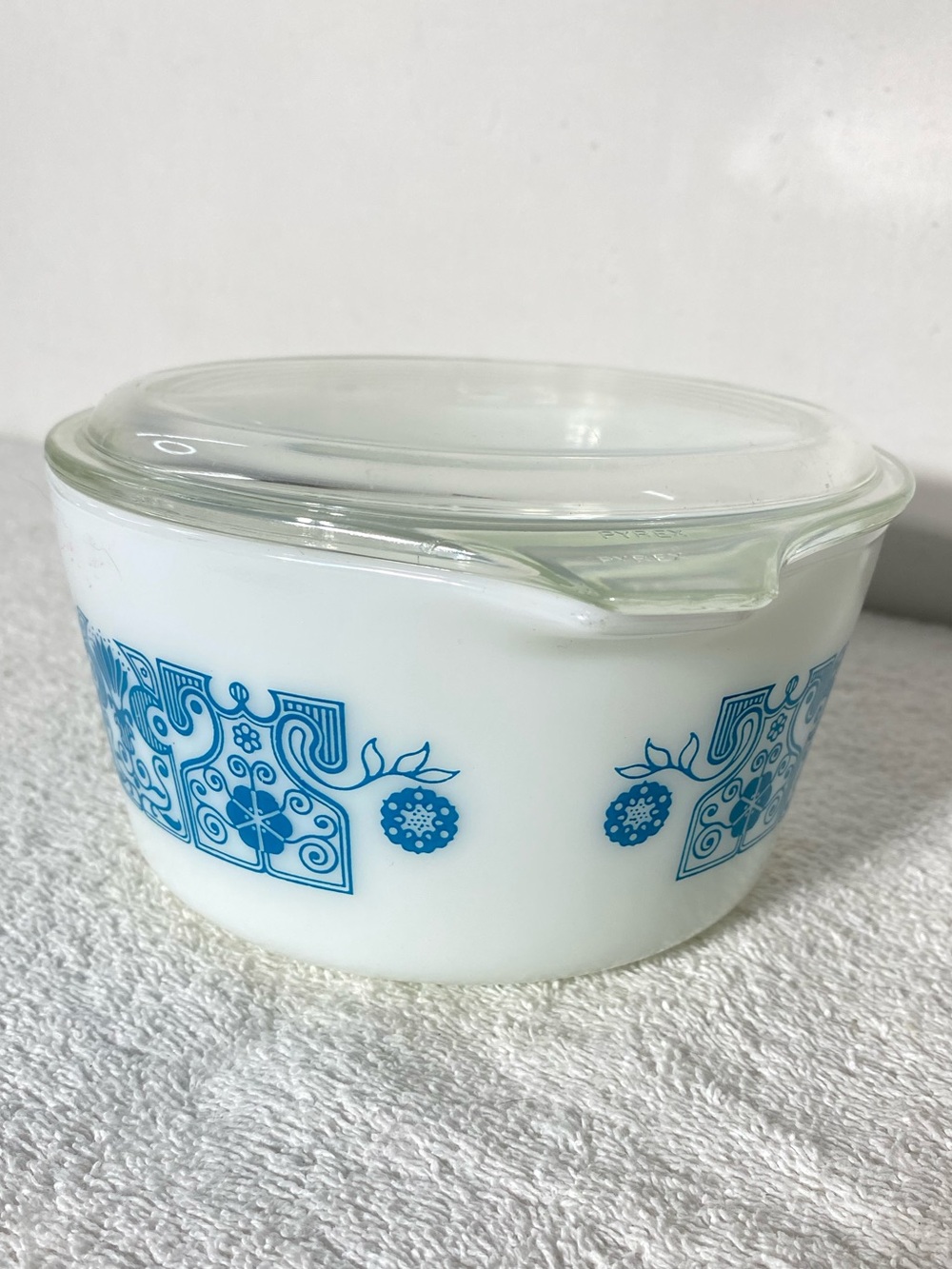 Vintage PYREX Horizon Blue Casserole Dish W Lid 1 Quart #473 Retro Cookware - Picture 6 of 16
